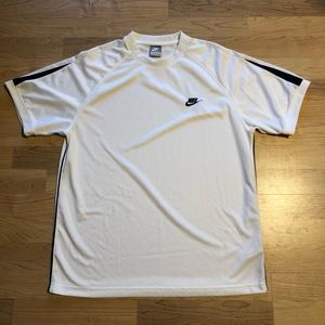 Men’s Nike Sportswear T Shirt Sz.Large